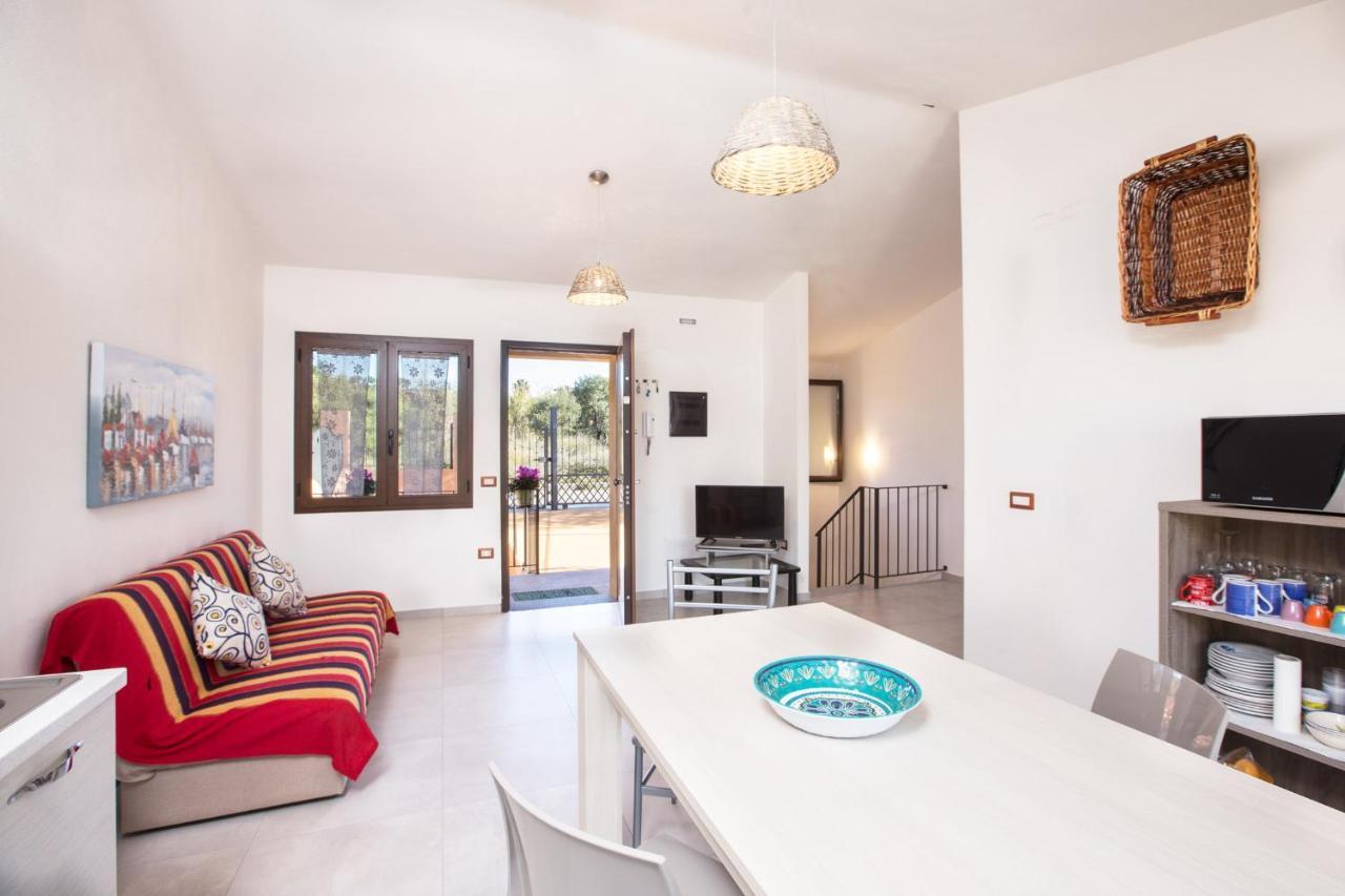 Villino Enzo 350 Mt Baia Di Porto Frailis Àrbatax Exterior foto